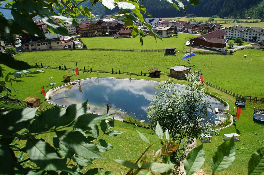 Pension Holzknechthof Am See นอยชติฟ อิม ชตูไปทัล ภายนอก รูปภาพ
